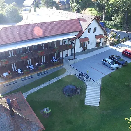 A Restaurace U Vychopnu Otel 3*