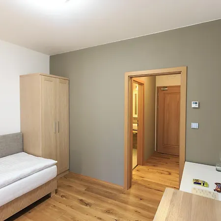 A Restaurace U Vychopnu Otel 3*