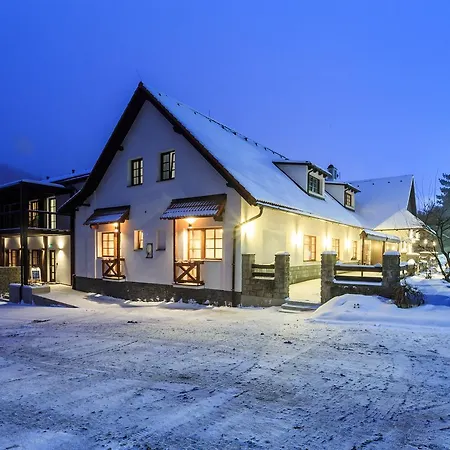 A Restaurace U Vychopnu Otel