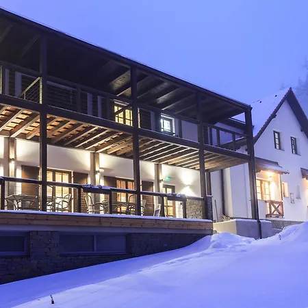 Otel A Restaurace U Vychopnu