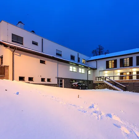 A Restaurace U Vychopnu Otel Vsetín